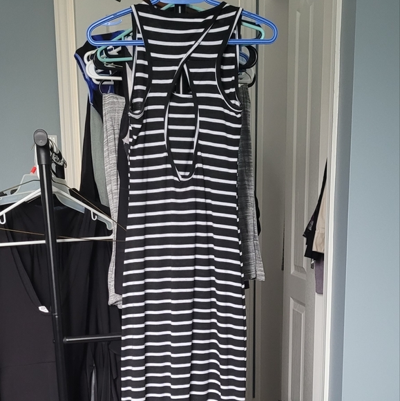 Summer Maxi Dress - Picture 3 of 5